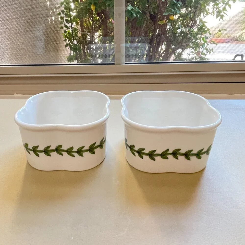 New Portmeirion Botanic Garden Set of 2 Ramekin Dishes Scallop Daisy Mini Bowl